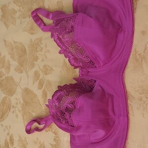 BODY FORM Pink Bra     38 DD